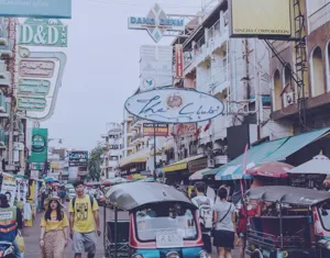 Facelift abroad – Why Do Some Patients Consider Thailand for Facelift Surgery Abroad?