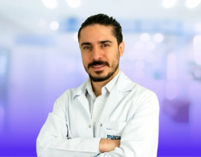 Dr. Ali Cem Oktay Penisvergrotings chirurgie chirurg in Turkije