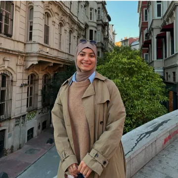 Ikra Nur Karayazili